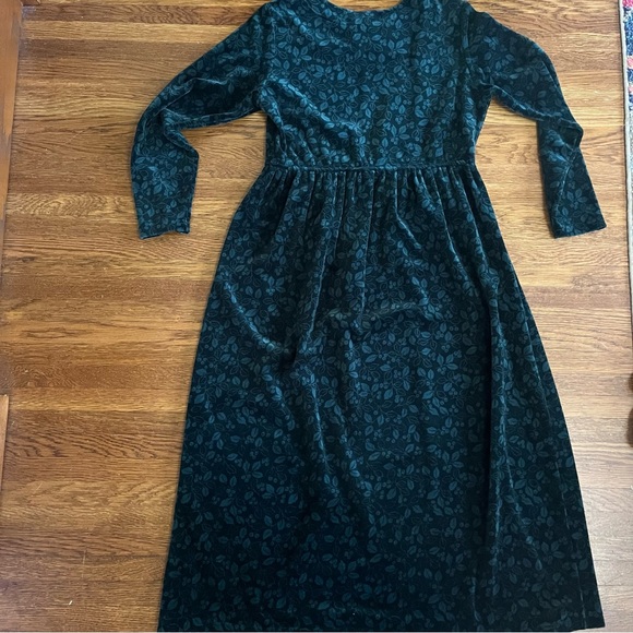 Vintage LL Bean velvet dress 6 petite Christmas holly modest holiday - Picture 8 of 11